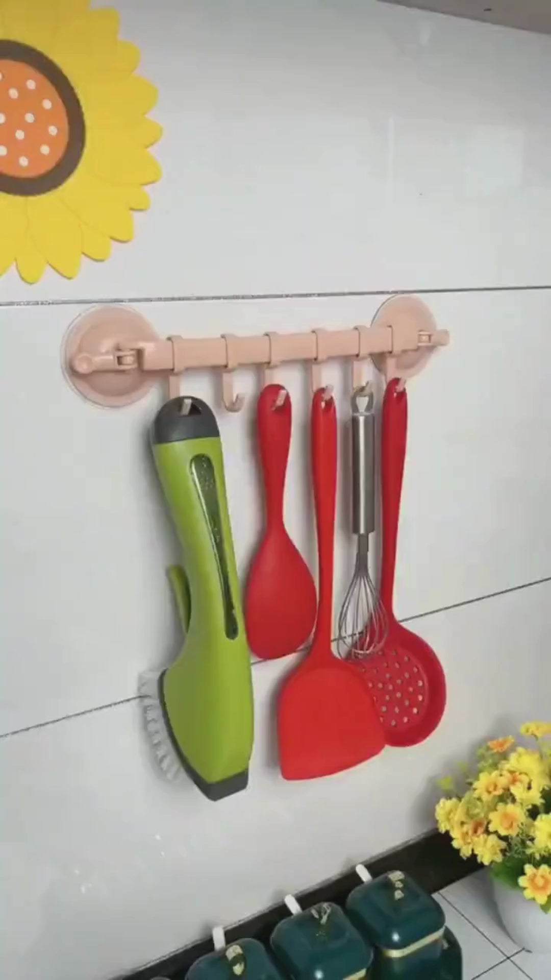 CEPILLO GRANDE CON DISPENSADOR DE JABÓN